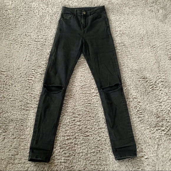 TOPSHOP Jamie Ripped High-Waist Crop Skinny Jeans - Picture 3 of 10